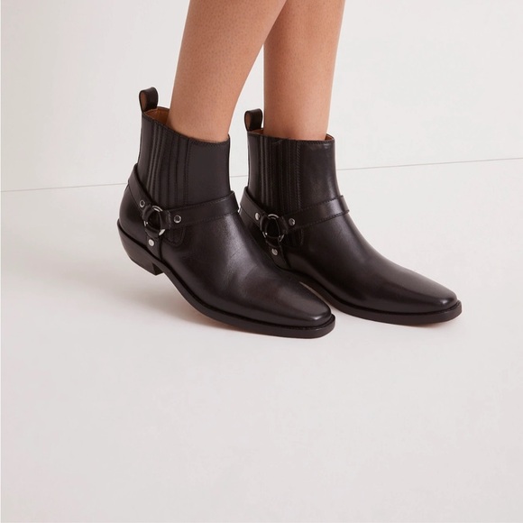NWT Madewell The Santiago Western Ankle Boot in true black leather 7 comfortable - Picture 2 of 10
